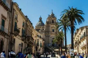 baroque-towns-of-val-di-noto-and-lunch-with-locals-from-siracusa